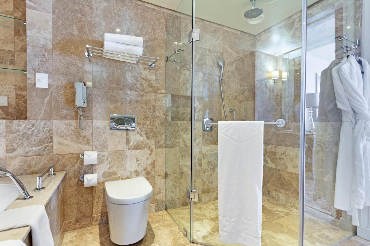 Taj Hotel Cape Town - Luxury 5 Star Suites - Very Spacious With Kitchenette, Lions Head Views Exterior photo